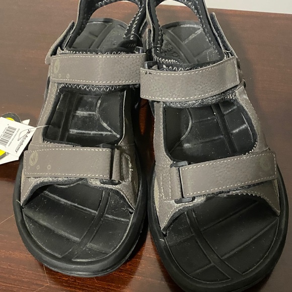 Body Glove Men\'s Black and Gray Sandals main image 4
